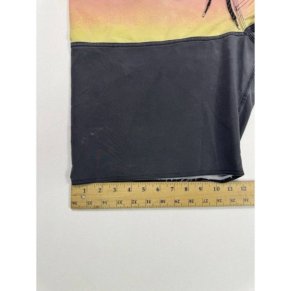 Billabong Board Shorts Mens 36x10 Recycler Pro Blue Pink Yellow Gradient Beach